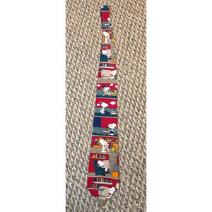 VTG Peanuts Snoopy Charlie Brown “All In A Day” Teacher Dad Novelty Tie Retro